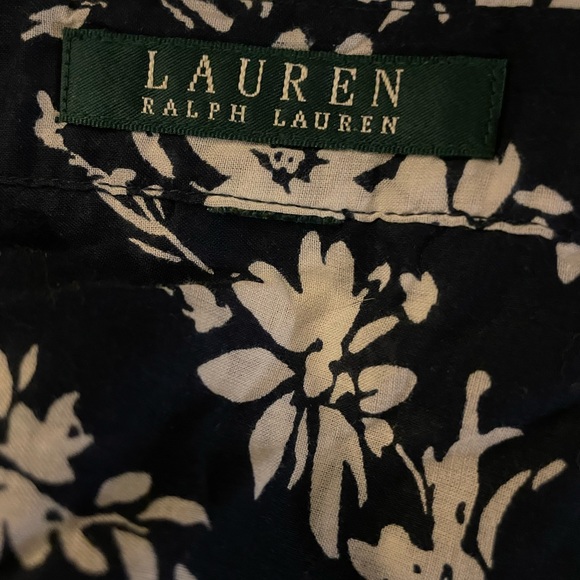 Ralph Lauren blouse w flowers pattern - Picture 3 of 3